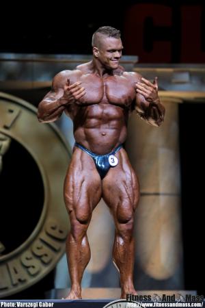 Szomorú napja ez a mai a sport világának Dallas Mccarver elhunyt.
